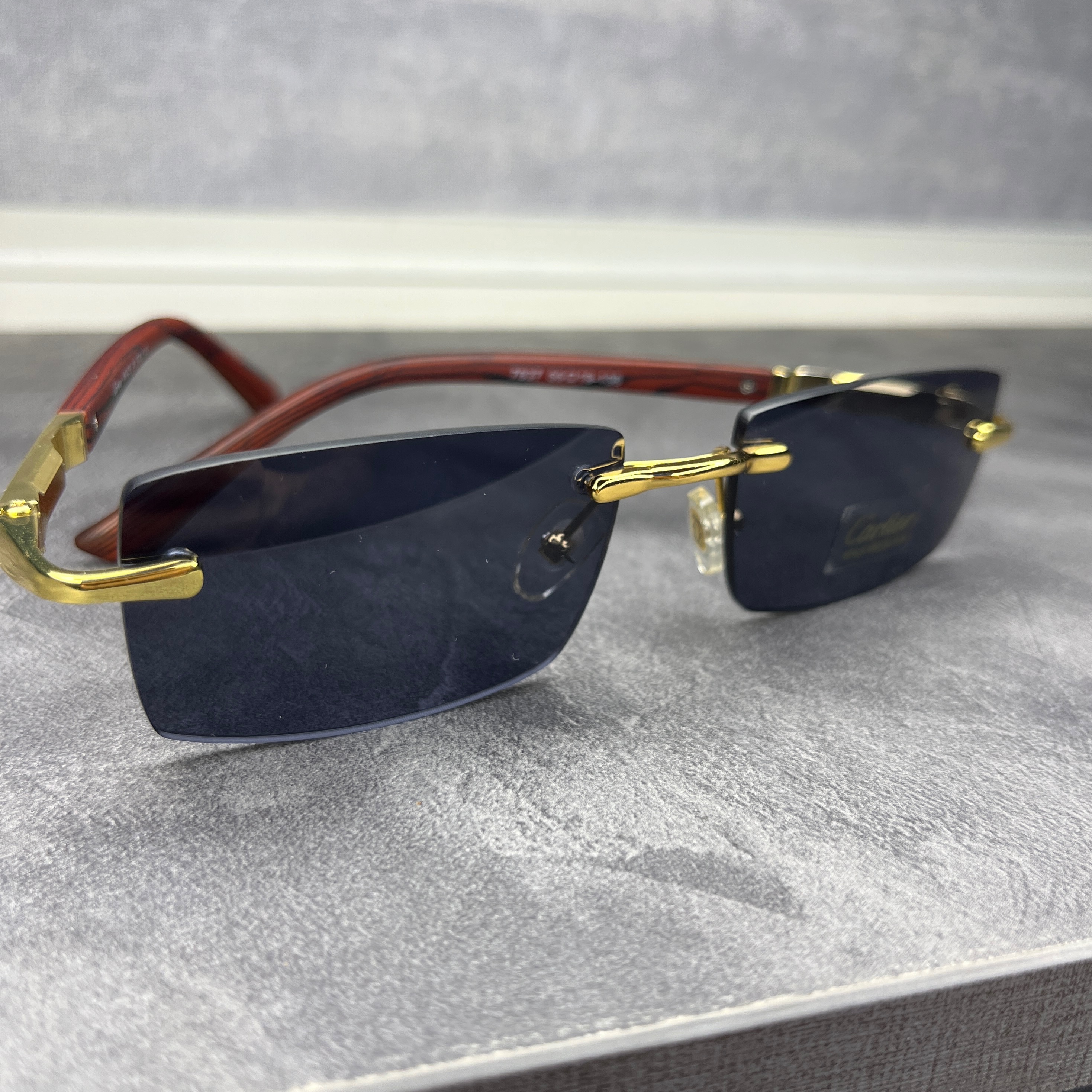عینک کارتیر Cartier دسته چوب شیشه باریک